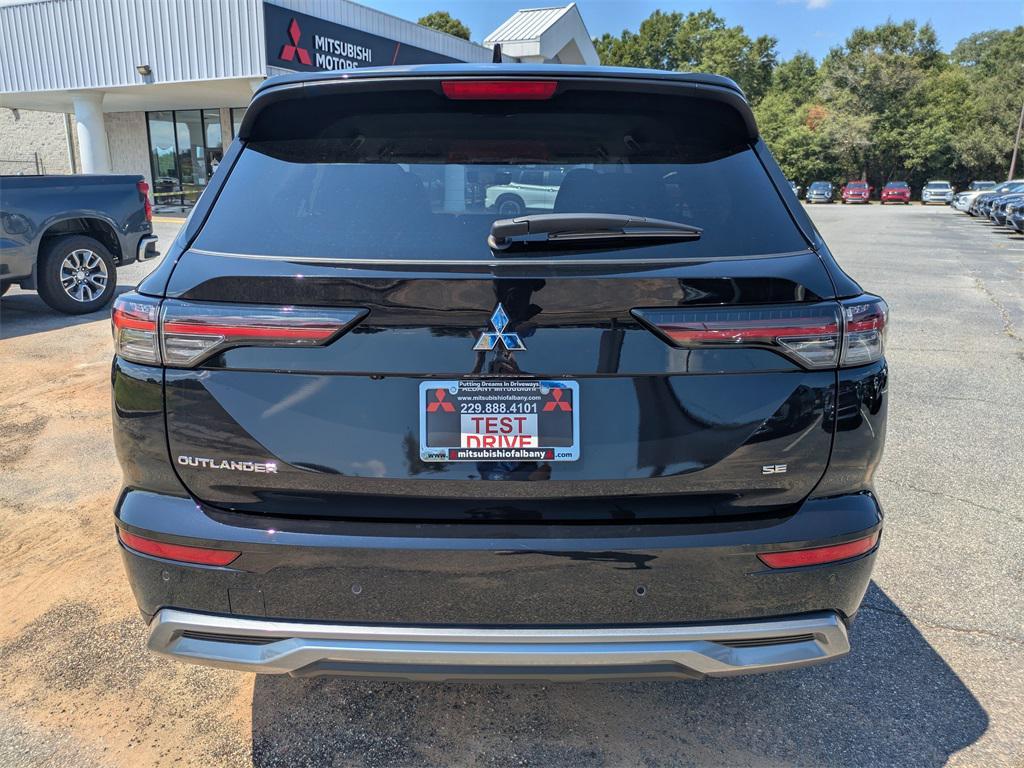 new 2025 Mitsubishi Outlander car, priced at $29,970