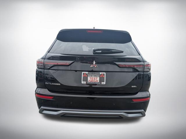 new 2025 Mitsubishi Outlander car