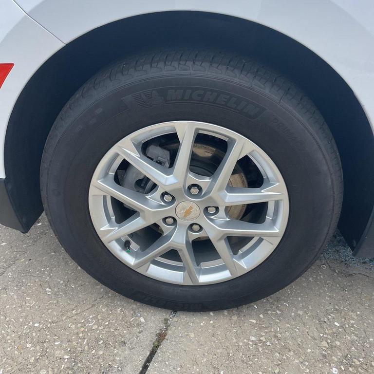 used 2022 Chevrolet Equinox car, priced at $22,412