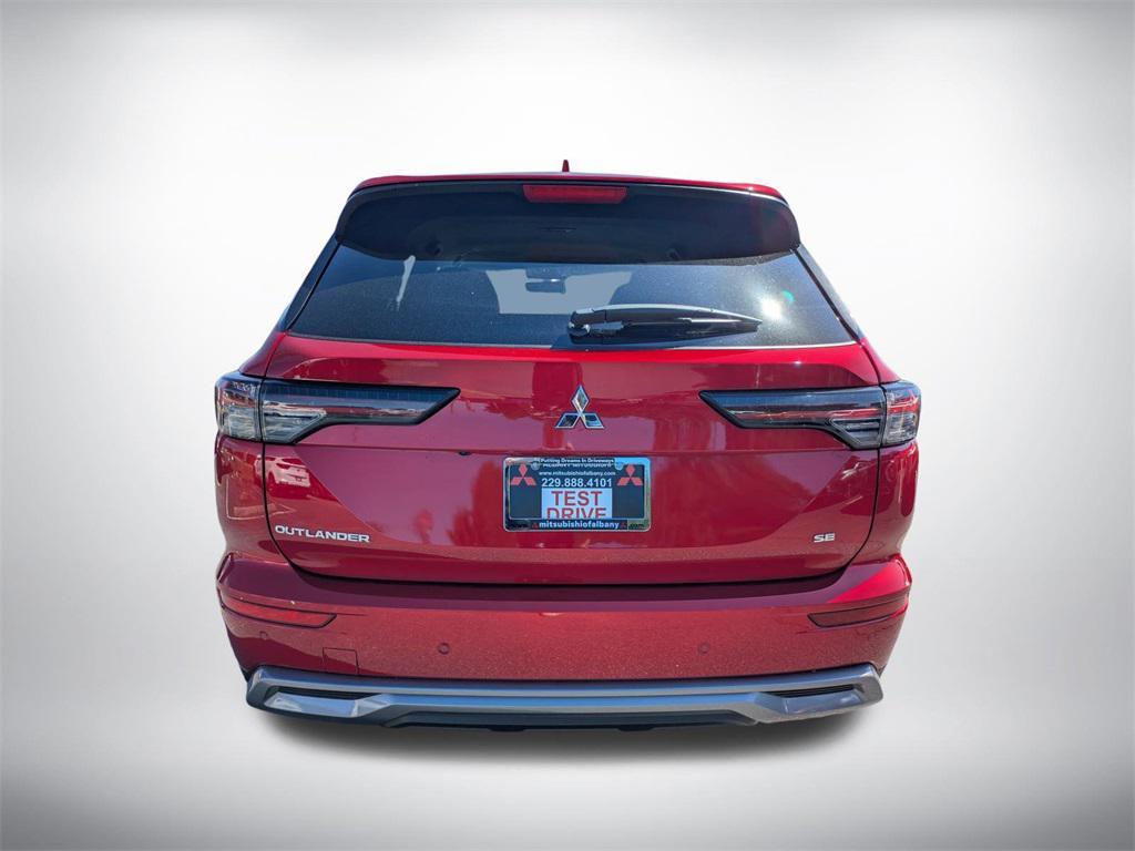 new 2025 Mitsubishi Outlander car, priced at $30,595