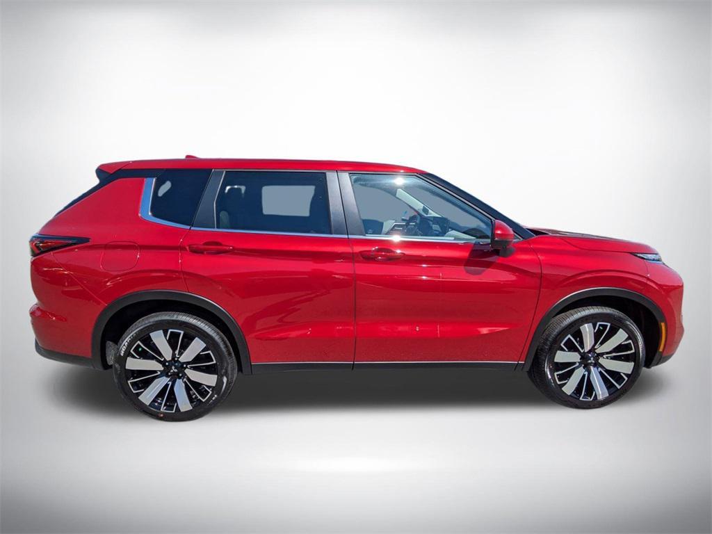 new 2025 Mitsubishi Outlander car, priced at $30,595