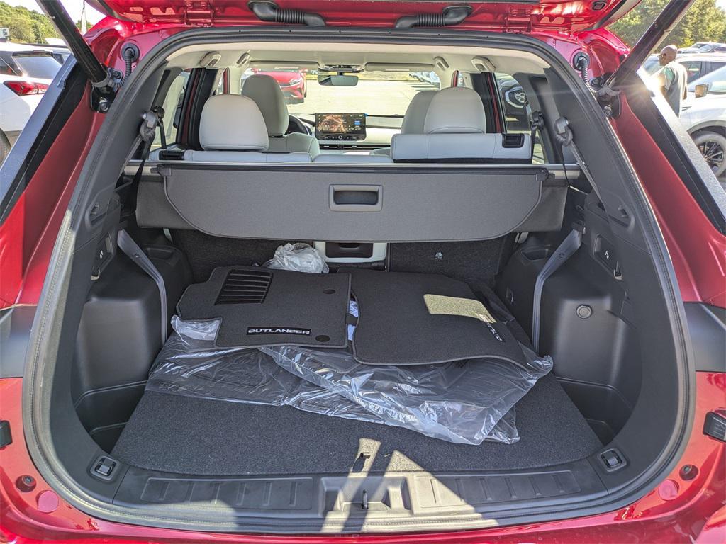 new 2025 Mitsubishi Outlander car, priced at $30,595