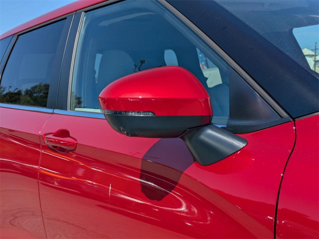 new 2025 Mitsubishi Outlander car, priced at $30,595