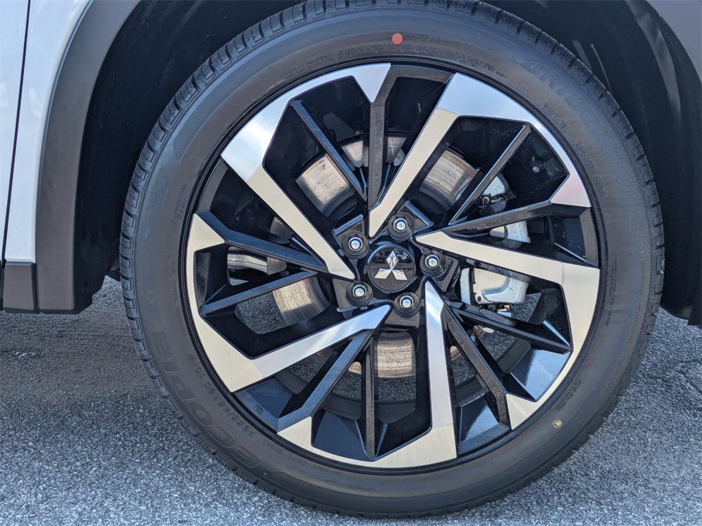 new 2025 Mitsubishi Outlander PHEV car, priced at $43,715