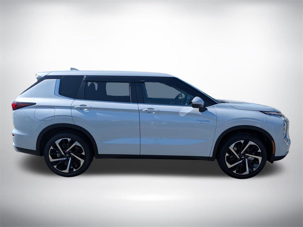 new 2025 Mitsubishi Outlander PHEV car, priced at $43,715