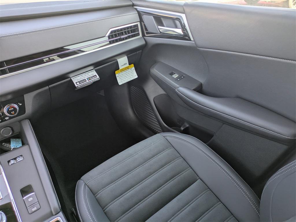 new 2025 Mitsubishi Outlander PHEV car, priced at $43,715