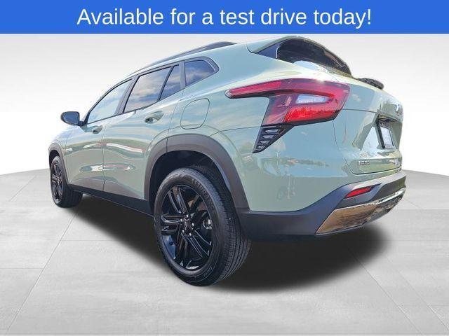 new 2025 Chevrolet Trax car, priced at $26,361