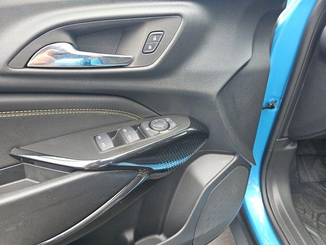 new 2025 Chevrolet Trax car, priced at $26,726