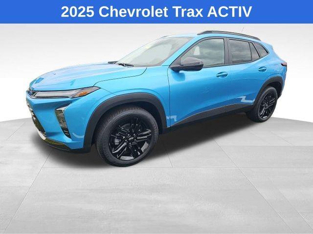 new 2025 Chevrolet Trax car, priced at $26,726