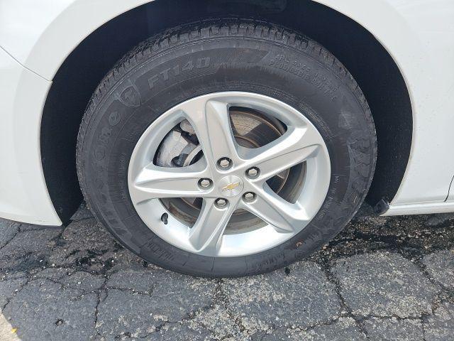 used 2024 Chevrolet Malibu car, priced at $18,935