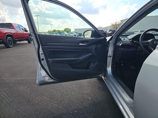 used 2024 Nissan Altima car, priced at $21,094