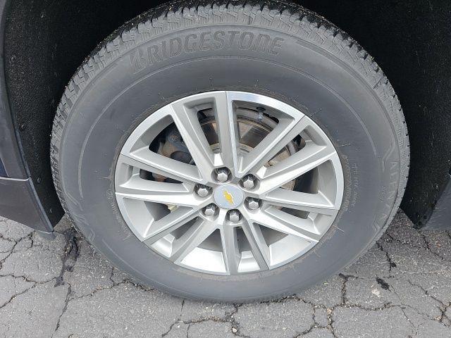 used 2022 Chevrolet Traverse car, priced at $27,786