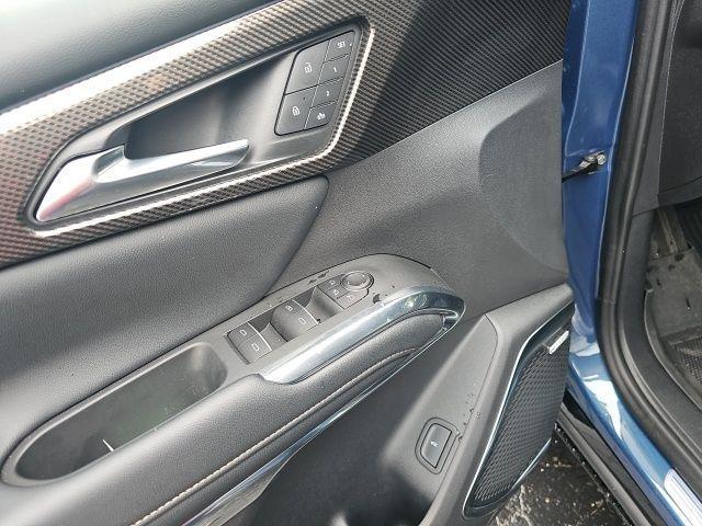 used 2025 Chevrolet Traverse car