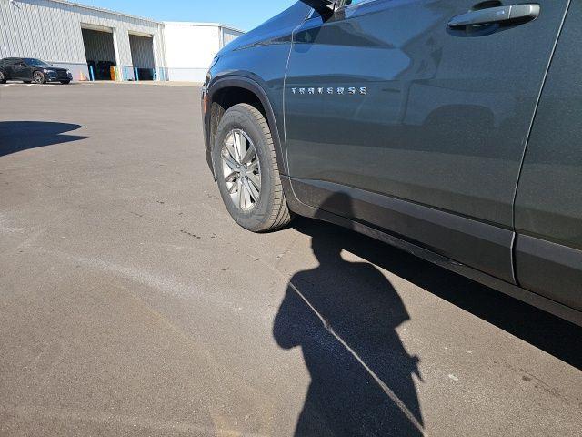 used 2023 Chevrolet Traverse car, priced at $31,218