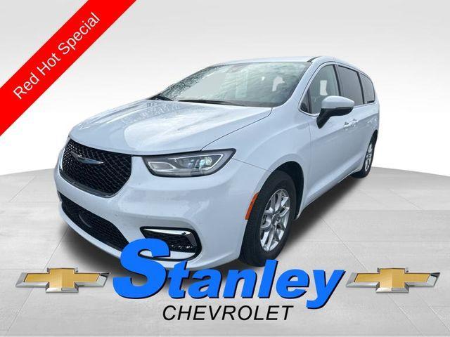 used 2023 Chrysler Pacifica car, priced at $26,970