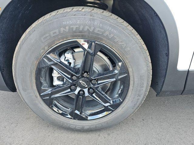 new 2025 Chevrolet Blazer car, priced at $40,981