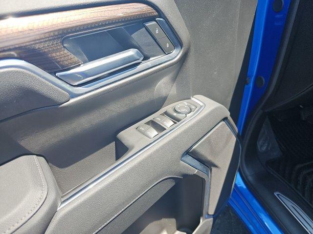 new 2025 Chevrolet Silverado 1500 car, priced at $53,586