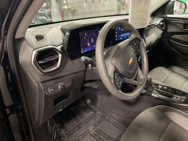 used 2025 Chevrolet TrailBlazer car, priced at $24,400