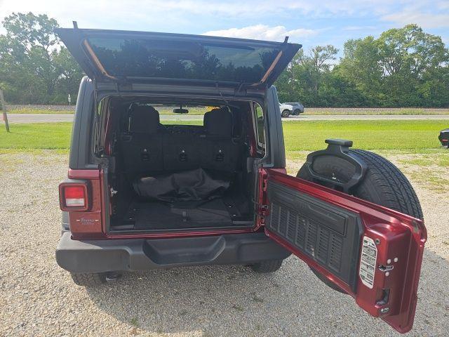 used 2021 Jeep Wrangler Unlimited car, priced at $28,697