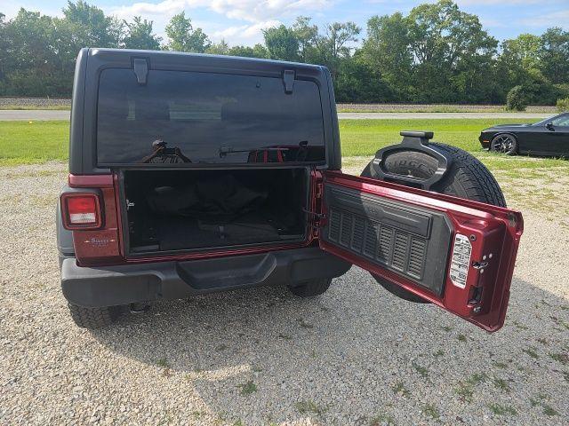 used 2021 Jeep Wrangler Unlimited car, priced at $28,697