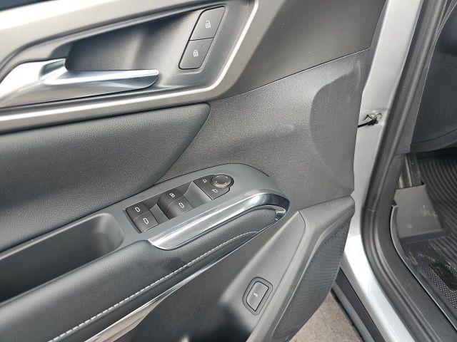 new 2026 Chevrolet Traverse car