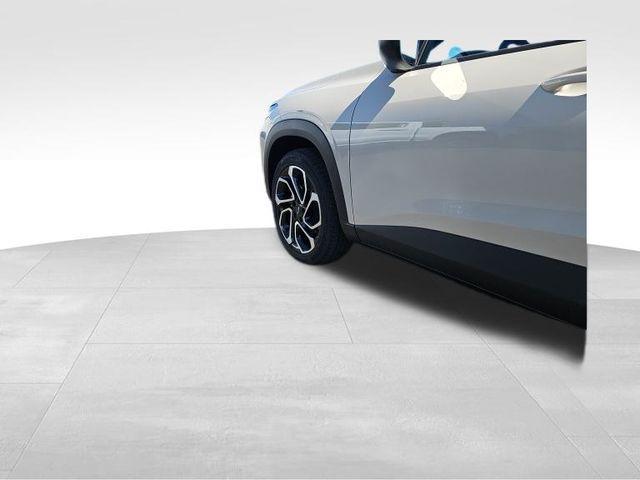 new 2026 Chevrolet Trax car, priced at $28,092