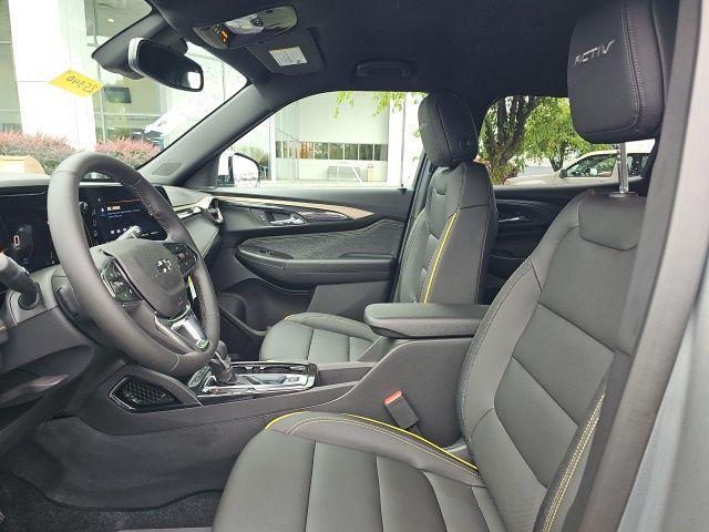 new 2025 Chevrolet TrailBlazer car, priced at $32,864
