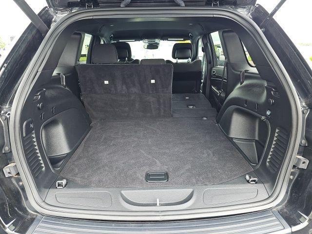 used 2021 Jeep Grand Cherokee car, priced at $26,185