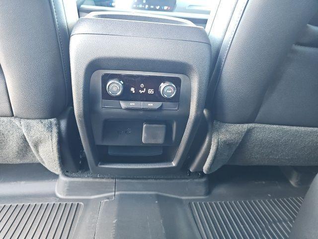 new 2026 Chevrolet Traverse car