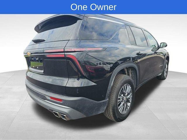 used 2025 Chevrolet Traverse car, priced at $39,654