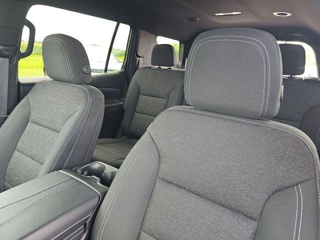 used 2025 Chevrolet Traverse car, priced at $39,654