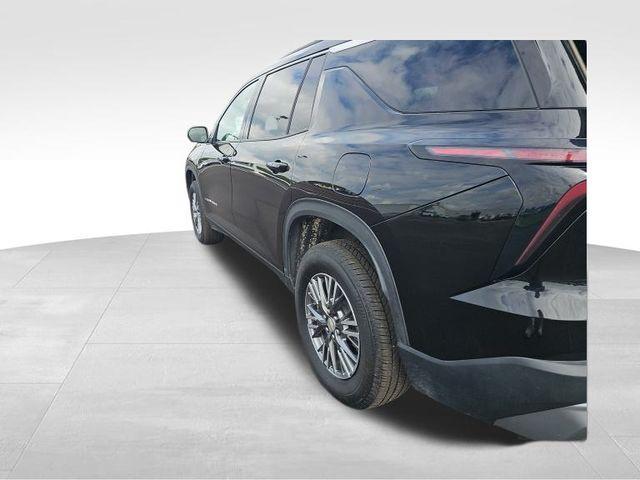 used 2025 Chevrolet Traverse car, priced at $39,654