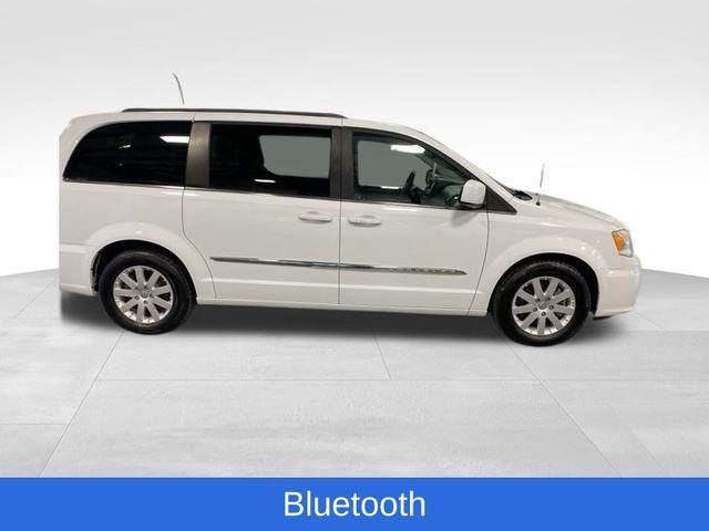 used 2014 Chrysler Town & Country car, priced at $7,964