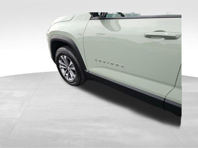 used 2025 Chevrolet Equinox car, priced at $28,980