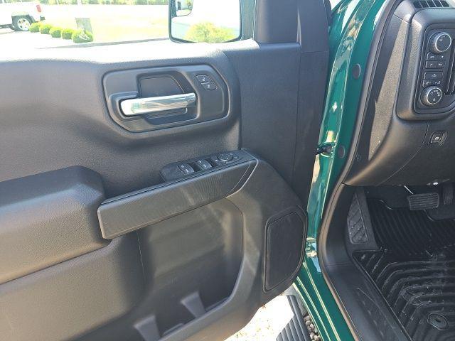 new 2025 Chevrolet Silverado 1500 car, priced at $44,881