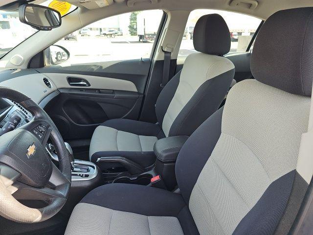 used 2016 Chevrolet Cruze Limited car, priced at $6,125