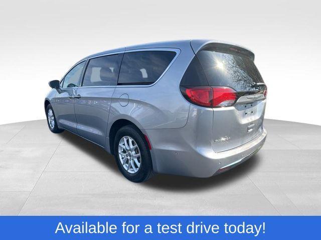 used 2020 Chrysler Pacifica car, priced at $17,336