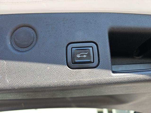 used 2022 Chevrolet Equinox car, priced at $19,761
