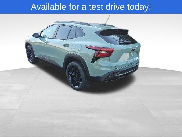 new 2025 Chevrolet Trax car, priced at $26,662
