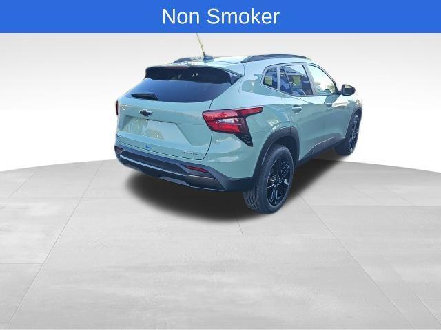 new 2025 Chevrolet Trax car, priced at $26,662