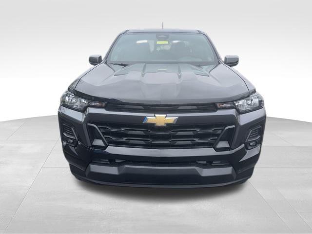 new 2024 Chevrolet Colorado car, priced at $36,600