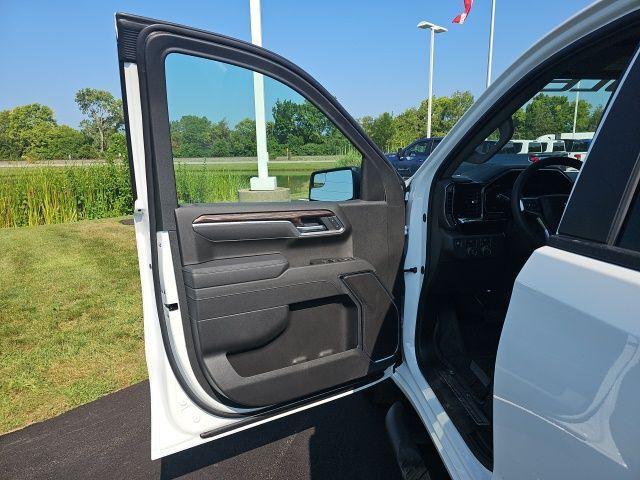 new 2025 Chevrolet Silverado 1500 car, priced at $48,736
