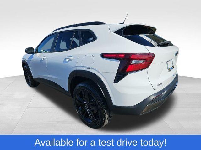 used 2024 Chevrolet Trax car, priced at $26,978