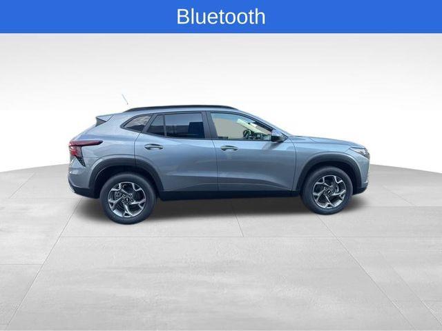 new 2025 Chevrolet Trax car, priced at $24,534