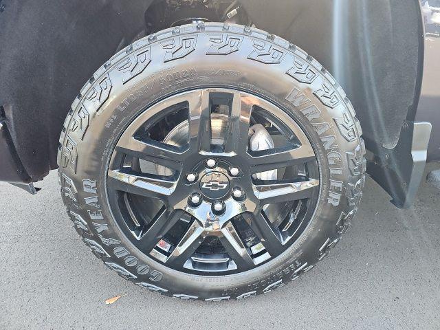 used 2024 Chevrolet Silverado 1500 car, priced at $42,860