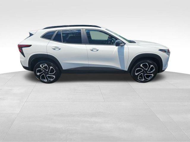 new 2025 Chevrolet Trax car, priced at $25,497