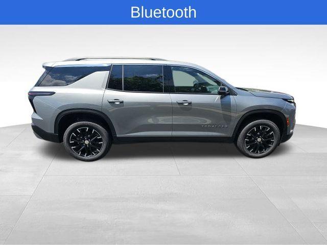 new 2025 Chevrolet Traverse car, priced at $45,646