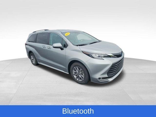 used 2024 Toyota Sienna car, priced at $48,787