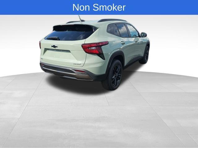new 2025 Chevrolet Trax car, priced at $26,489