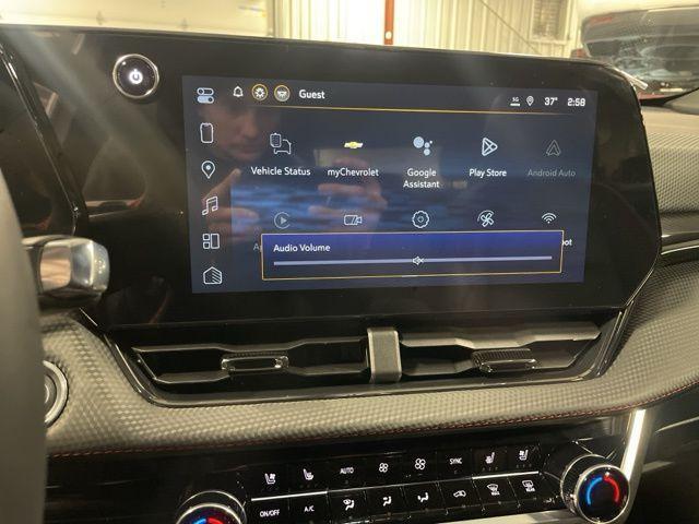 new 2026 Chevrolet Equinox car, priced at $35,995